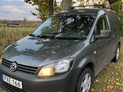Grå Begagnad 2015 VW Caddy Minibuss | 98 000 kr (Marknadspris)