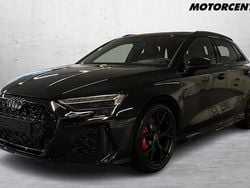 Svart Ny 2025 Audi RS3 Sportback Comfort Halvkombi | 729 000 kr (Lite dyr)