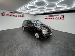 Svart Begagnad 2005 Renault Clio R.S. Expression Halvkombi | 13 999 kr (Marknadspris)
