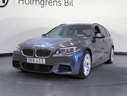 Grå (mineralgrå metallic) Begagnad 2016 BMW 530 Shadowline Kombi | 259 900 kr (Lite dyr)