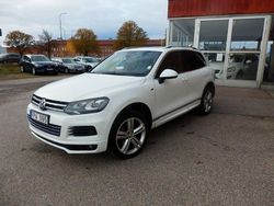 Vit Begagnad 2014 VW Touareg SUV | 155 000 kr (Lite dyr)