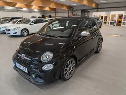 Svart Begagnad 2022 Abarth 595C Turismo Cab | 259 900 kr