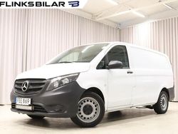 Vit Begagnad 2021 Mercedes Vito Minibuss | 329 700 kr (Marknadspris)