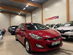 Röd Begagnad 2013 Hyundai i30 Halvkombi | 69 900 kr (Marknadspris)