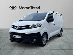 Vit Begagnad 2021 Toyota Proace Van | 239 900 kr (Marknadspris)