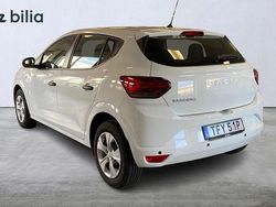 Vit Begagnad 2022 Dacia Sandero Essentiel Halvkombi | 129 900 kr (Bra pris)