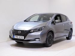 Grå/silver Begagnad 2023 Nissan Leaf N-Connecta Halvkombi | 249 900 kr (Marknadspris)