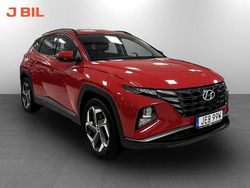 Röd Begagnad 2022 Hyundai Tucson Essential SUV | 309 900 kr (Marknadspris)