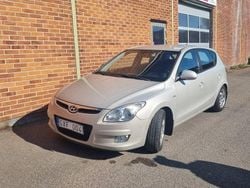 Silver Begagnad 2008 Hyundai i30 Halvkombi | 34 500 kr (Marknadspris)