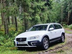 Vit Begagnad 2015 Volvo XC70 Summum Kombi | 189 000 kr (Marknadspris)