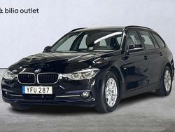 Svart Begagnad 2016 BMW 320 Sport Line Kombi | 174 900 kr (Marknadspris)