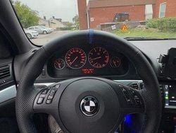 Grå Begagnad 2002 BMW 520 M Sport Sedan | 75 000 kr