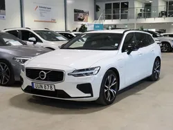 Vit Begagnad 2020 Volvo V60 R-Design Kombi | 274 900 kr (Bra pris)