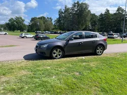 Grå Begagnad 2012 Chevrolet Cruze Halvkombi | 38 000 kr (Bra pris)