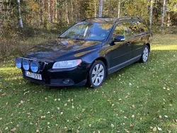 Svart Begagnad 2008 Volvo V70 Kinetic Kombi | 34 000 kr (Bra pris)