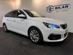Vit Begagnad 2020 Peugeot 308 SW Allure Kombi | 154 000 kr
