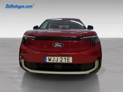 Röd Ny 2024 Ford Explorer Extended Range SUV | 557 800 kr (Lite dyr)
