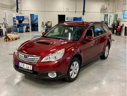 Röd Begagnad 2011 Subaru Outback SUV | 49 000 kr (Superpris)