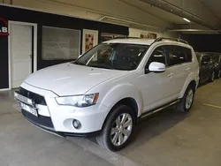 Vit Begagnad 2010 Mitsubishi Outlander SUV | 94 900 kr (Lite dyr)