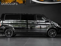 Svart Begagnad 2017 VW T6 SE Van | 548 750 kr