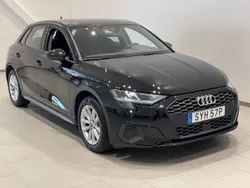 Svart (brilliantsvart) Begagnad 2022 Audi A3 Sportback Proline Halvkombi | 219 000 kr (Marknadspris)
