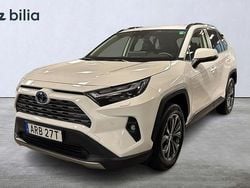 Vit Begagnad 2024 Toyota RAV4 Hybrid Executive SUV | 439 900 kr (Marknadspris)
