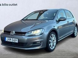 Grå Begagnad 2013 VW Golf VII Halvkombi | 114 900 kr (Marknadspris)