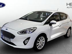 Vit Begagnad 2018 Ford Fiesta Titanium Halvkombi | 114 000 kr (Marknadspris)