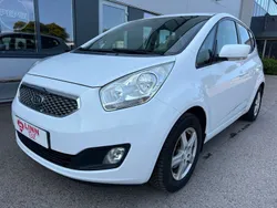 Vit Begagnad 2011 Kia Venga Halvkombi | 27 999 kr (Marknadspris)
