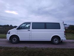 Vit Begagnad 2013 VW Caravelle Minibuss | 153 900 kr