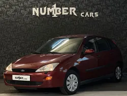 Röd Begagnad 1999 Ford Focus Ghia Halvkombi | 14 900 kr (Marknadspris)