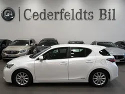 Vit Begagnad 2012 Lexus CT200h Executive Line Halvkombi | 139 900 kr (Marknadspris)