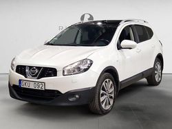 Vit Begagnad 2013 Nissan Qashqai +2 360º SUV | 114 900 kr (Marknadspris)