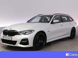 Vit Begagnad 2022 BMW 330e M Sport Kombi | 353 900 kr (Marknadspris)