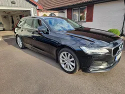 Svart Begagnad 2019 Volvo V90 Momentum Kombi | 124 800 kr (Dyr)