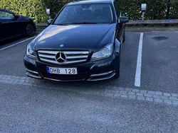 Svart Begagnad 2012 Mercedes C220 Sedan | 118 000 kr (Marknadspris)