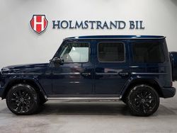 Mörkblå (blå) Begagnad 2023 Mercedes G500 Exclusive SUV | 1 699 900 kr