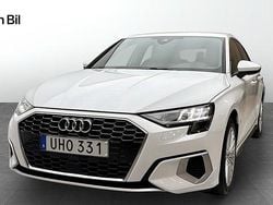 Vit Begagnad 2023 Audi A3 Sportback Proline Halvkombi | 249 000 kr (Bra pris)