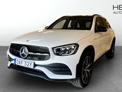 Vit (white) Begagnad 2022 Mercedes GLC300e AMG SUV | 479 000 kr (Marknadspris)