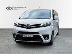 Vit Begagnad 2023 Toyota Proace Van | 379 900 kr (Marknadspris)