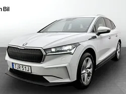 Vit Begagnad 2022 Skoda Enyaq iV SUV | 389 000 kr (Bra pris)