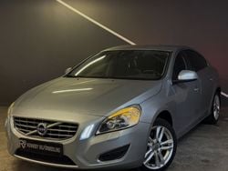 Silver Begagnad 2011 Volvo S60 Momentum Sedan | 109 900 kr (Marknadspris)
