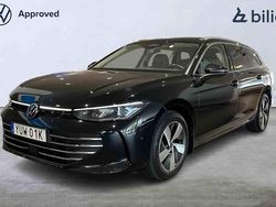 Svart Begagnad 2024 VW Passat Kombi | 359 900 kr