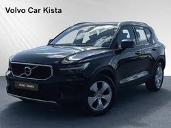 Svart Begagnad 2022 Volvo XC40 Momentum SUV | 269 900 kr (Bra pris)