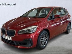 Röd Begagnad 2019 BMW 218 Active Tourer Advantage Minibuss | 164 900 kr (Marknadspris)