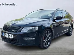 Svart Begagnad 2016 Skoda Octavia RS Kombi | 149 900 kr (Bra pris)