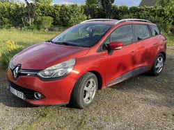 Röd Begagnad 2014 Renault Clio GrandTour Kombi | 39 000 kr (Bra pris)