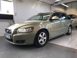 Grön Begagnad 2010 Volvo V50 Momentum Kombi | 29 900 kr (Bra pris)