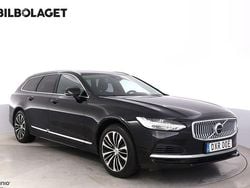 Svart Begagnad 2022 Volvo V90 Core Kombi | 399 800 kr (Marknadspris)