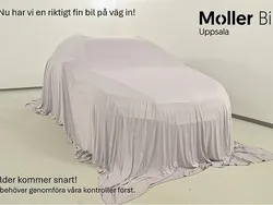Silver (reflex silver metallic) Begagnad 2021 VW Golf VIII Life Kombi | 239 900 kr (Bra pris)